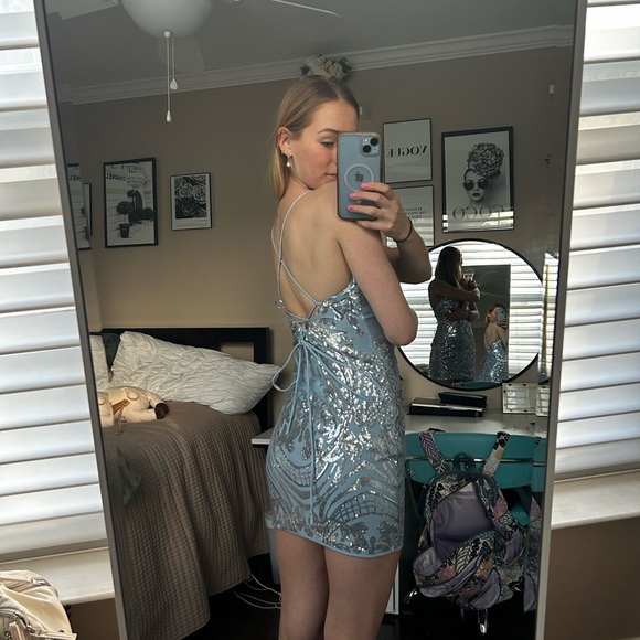formal dress - Picture 5 of 6